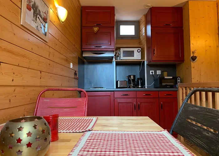 Tiny En Duplex - Face Telecabines